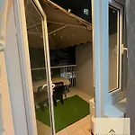 A Peaceful Condotel With Balcony At Qc